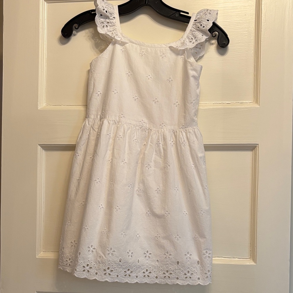 GAP White Eyelet Sundress for Girls - Classic Summer Dress Size S 6-7)
